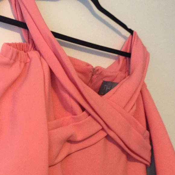 Theia Off-the-Shoulder Elbow-Sleeve - Picture 2 of 8